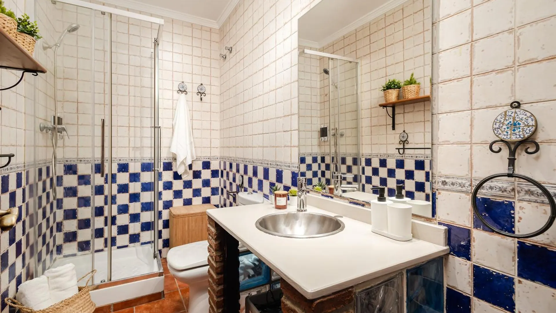 Hostel Nordik Rooms Village - Torremolinos 