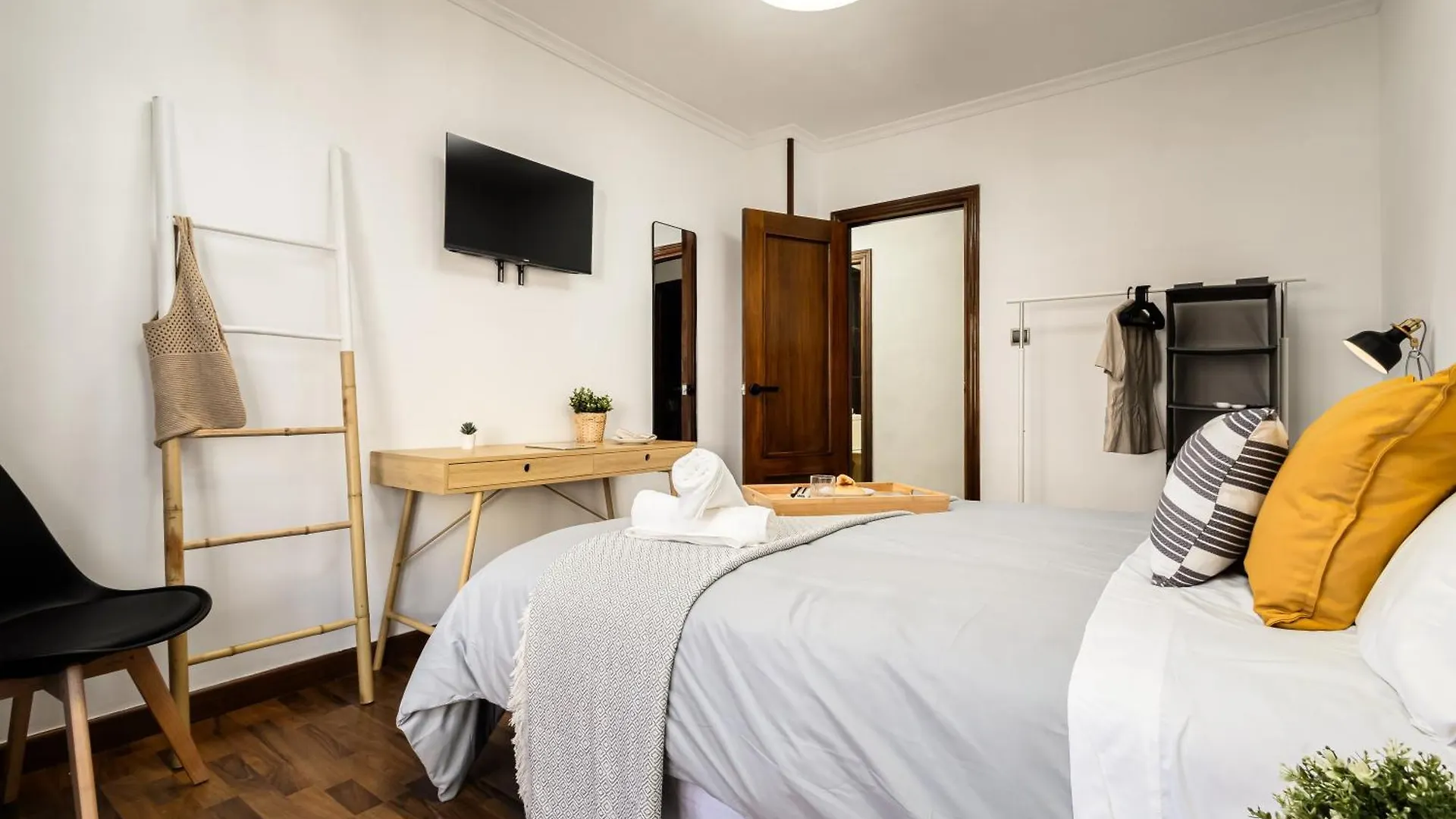 Hostel Nordik Rooms Village - Torremolinos 