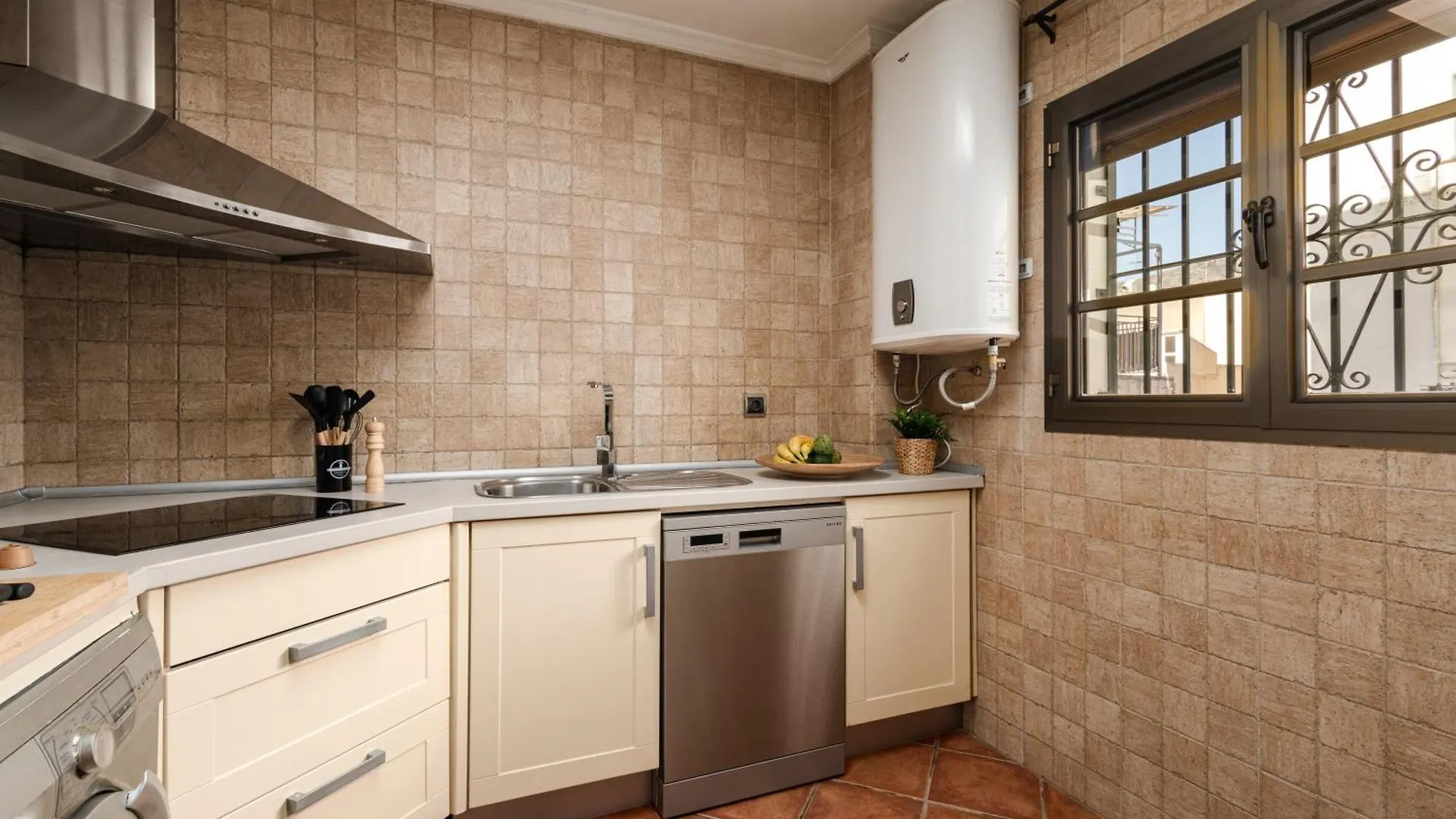 Nordik Rooms Village - Torremolinos 