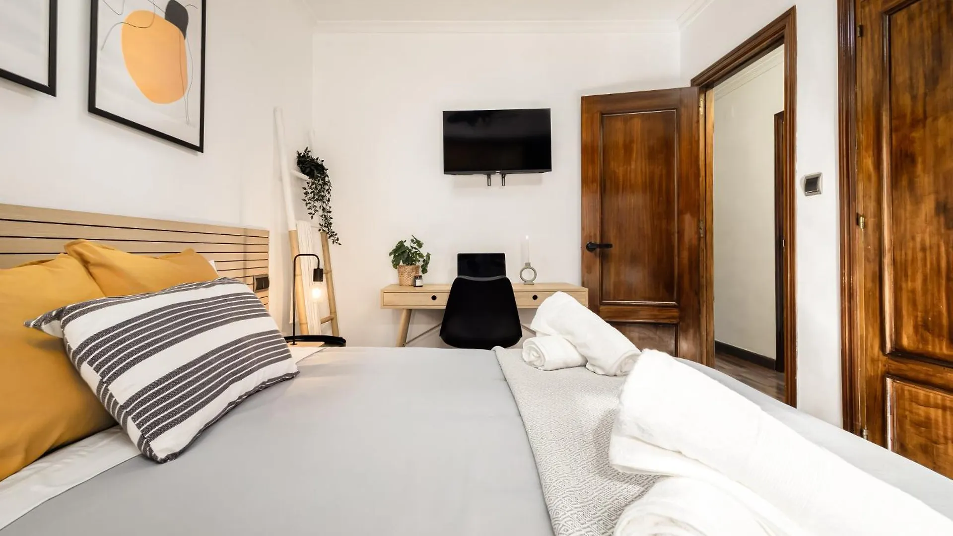 Hostel Nordik Rooms Village - Torremolinos 